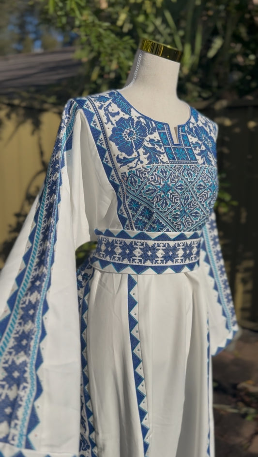 Blue and White Nazla Thobe