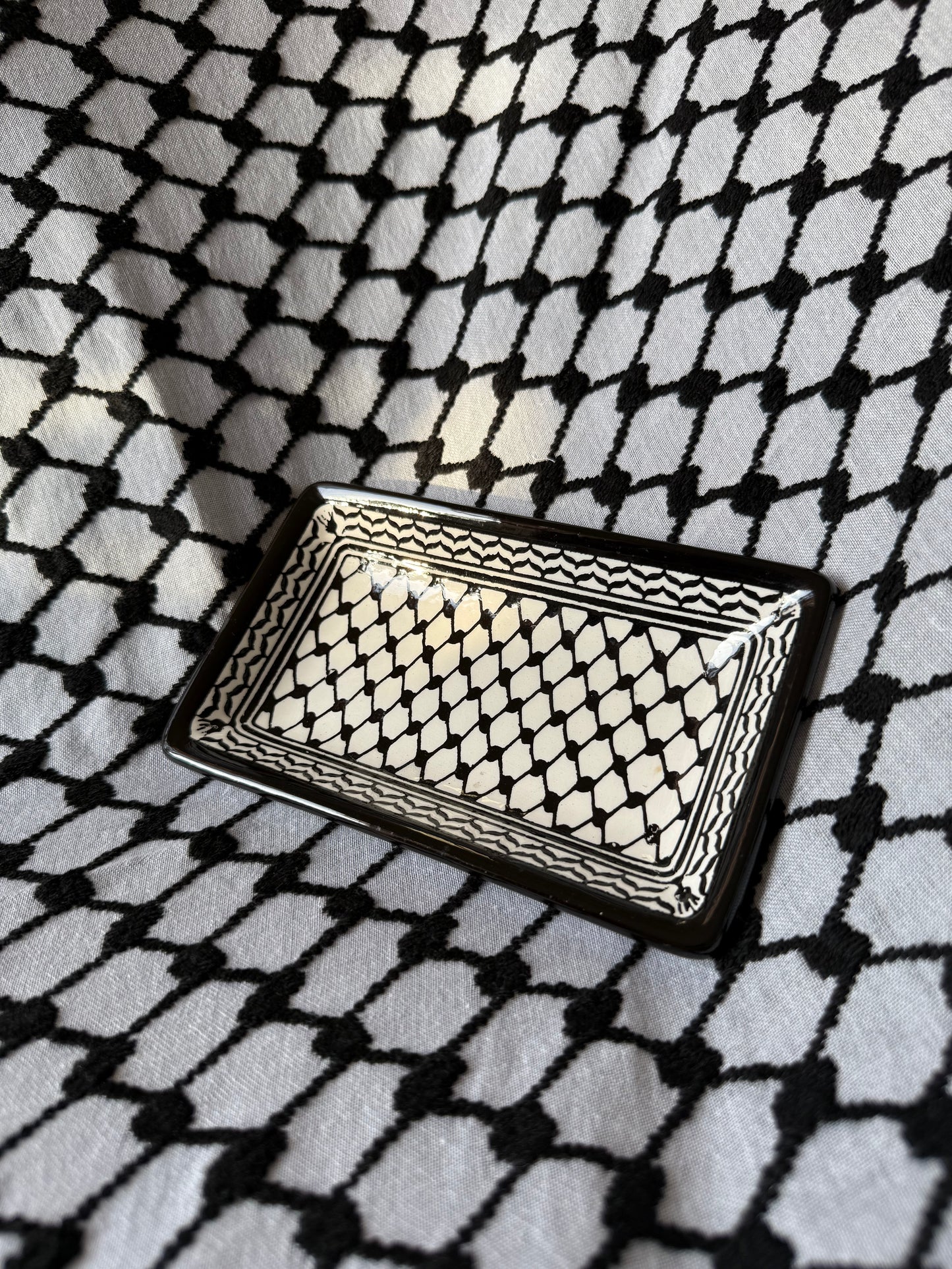 Ceramic Rectangular Plate - Kuffiyeh