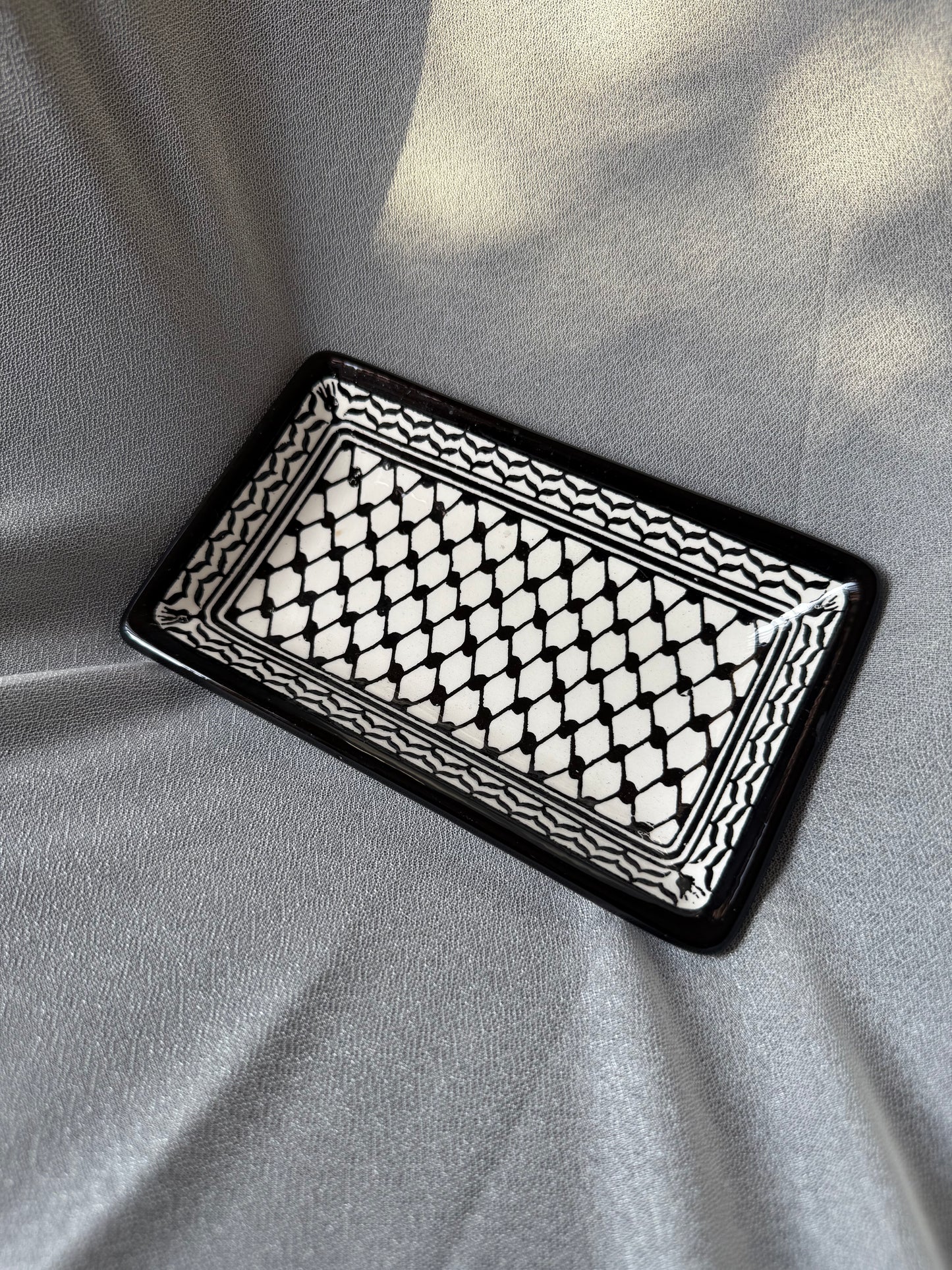 Ceramic Rectangular Plate - Kuffiyeh