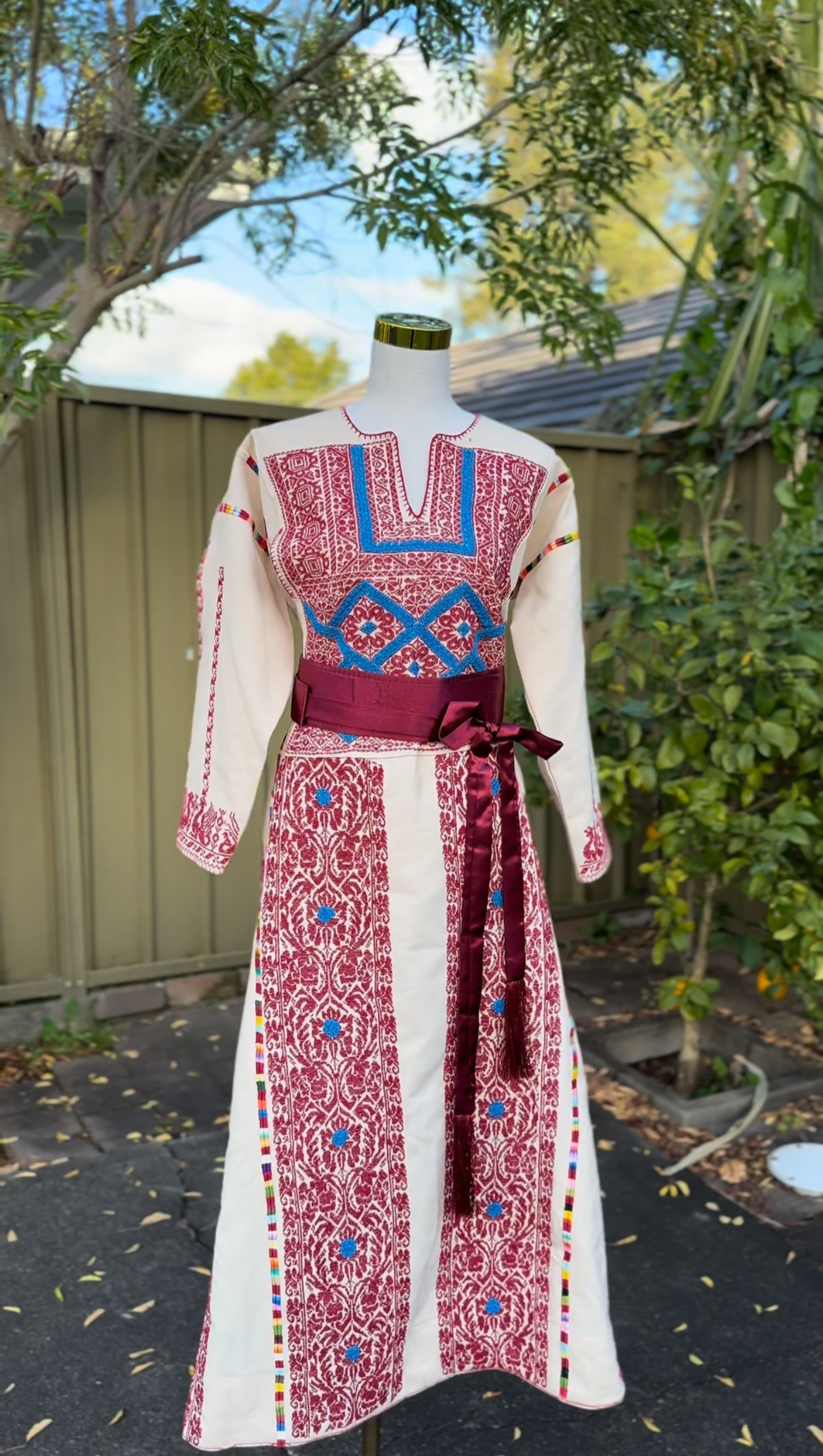 Ramallah Hand Embroidered Beige Thobe