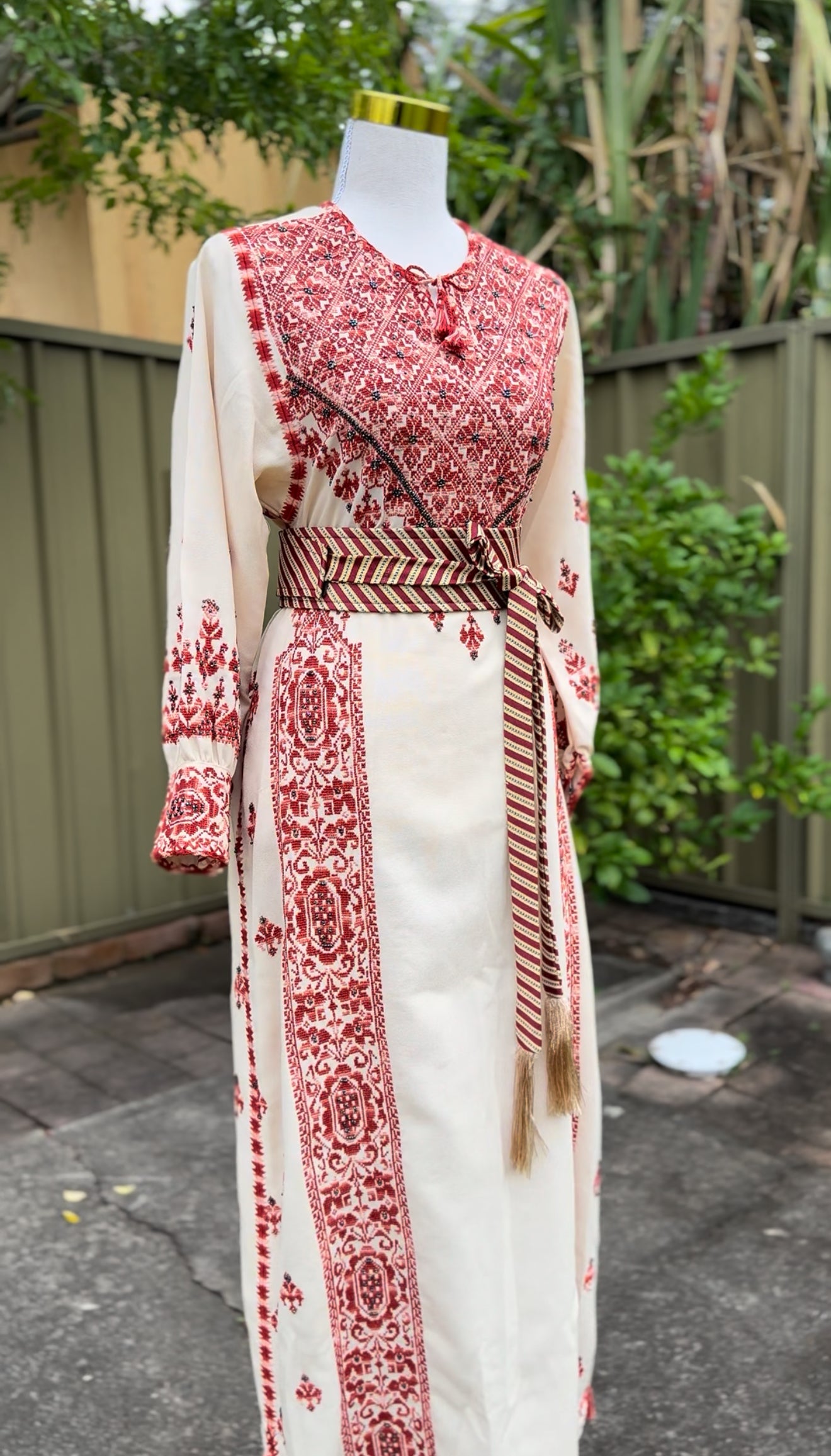 Hand Embroidered Bethlehem Thobe