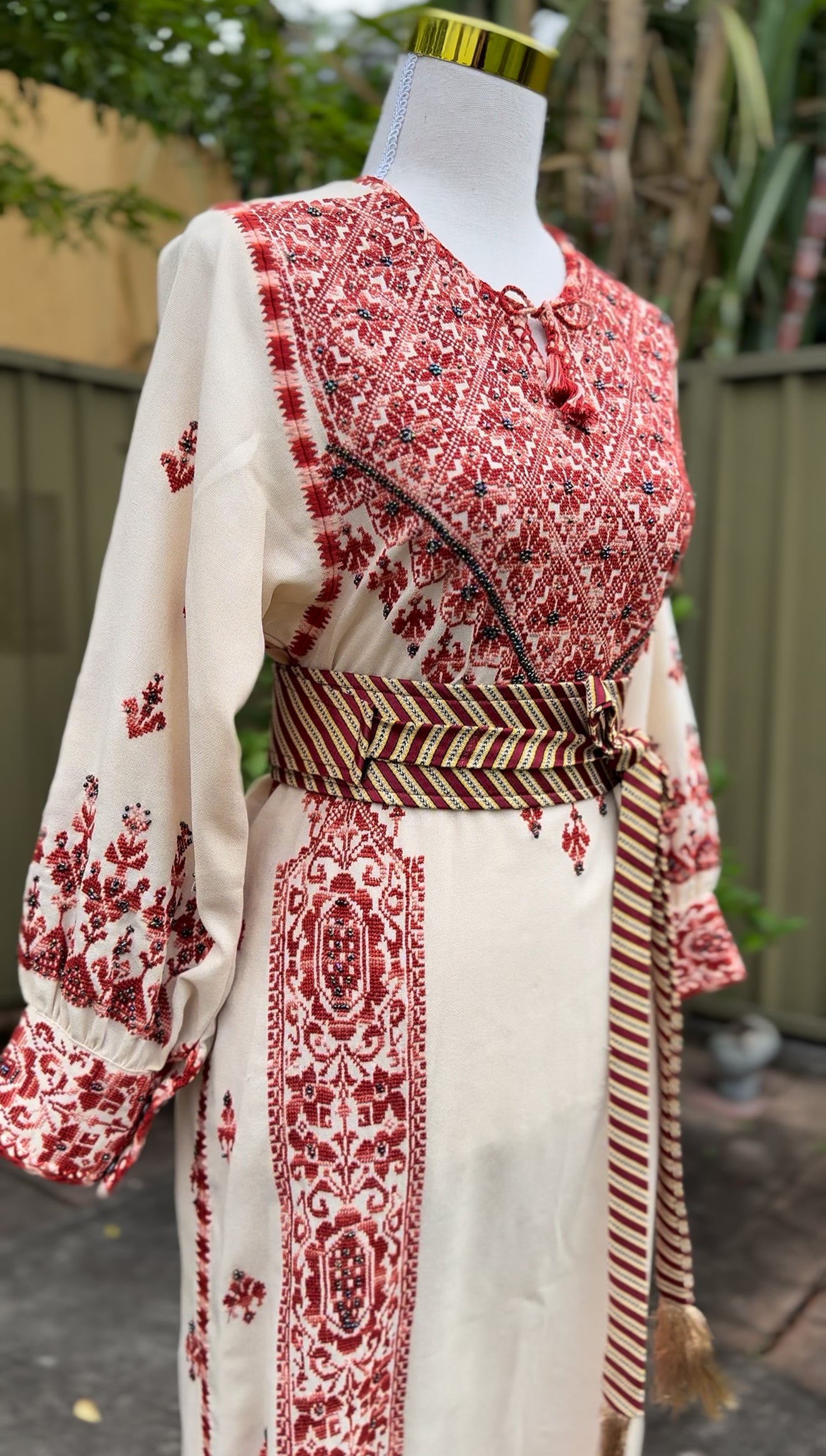 Hand Embroidered Bethlehem Thobe