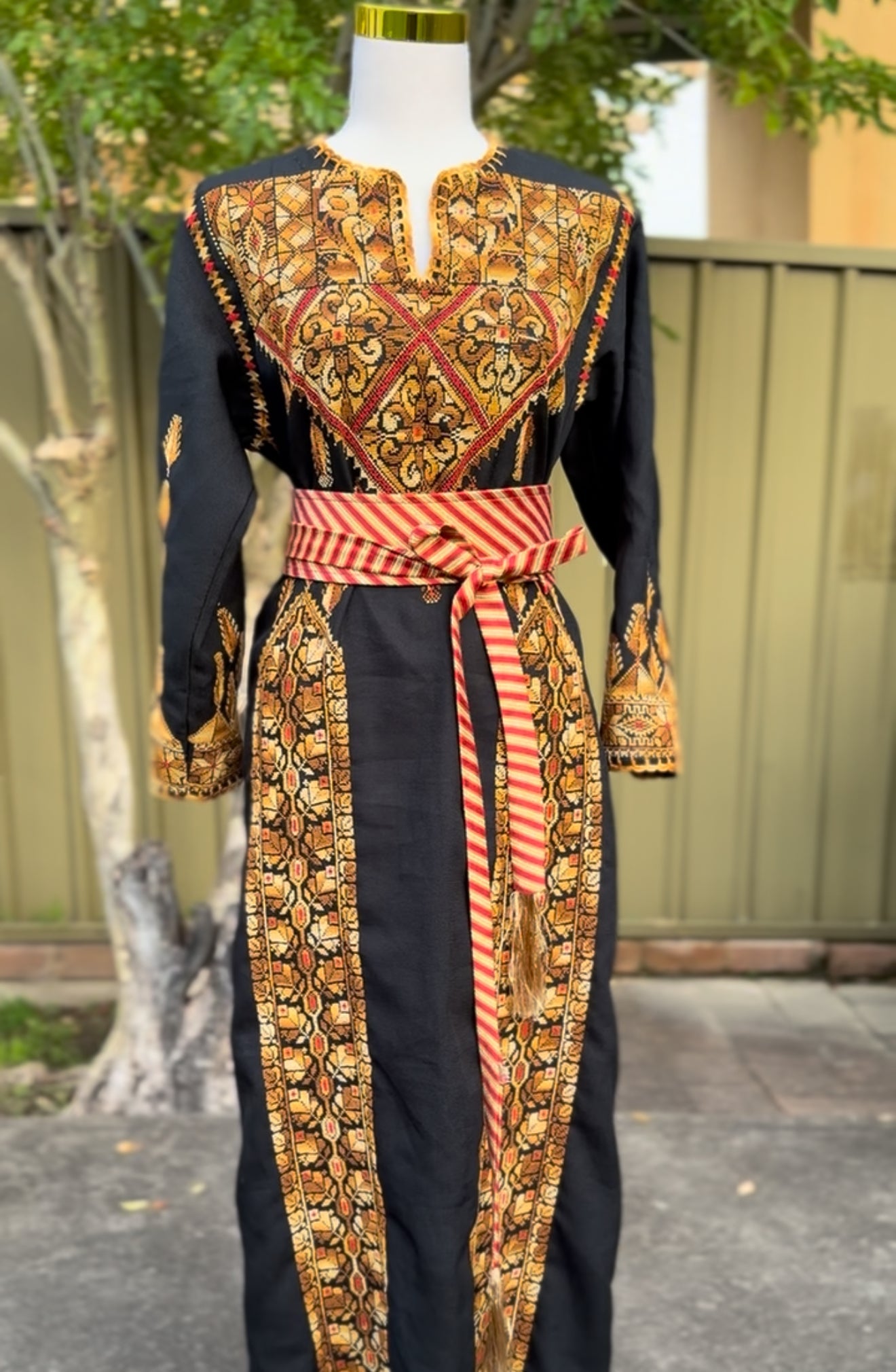 Hand Embroidered Brown and Gold Thobe