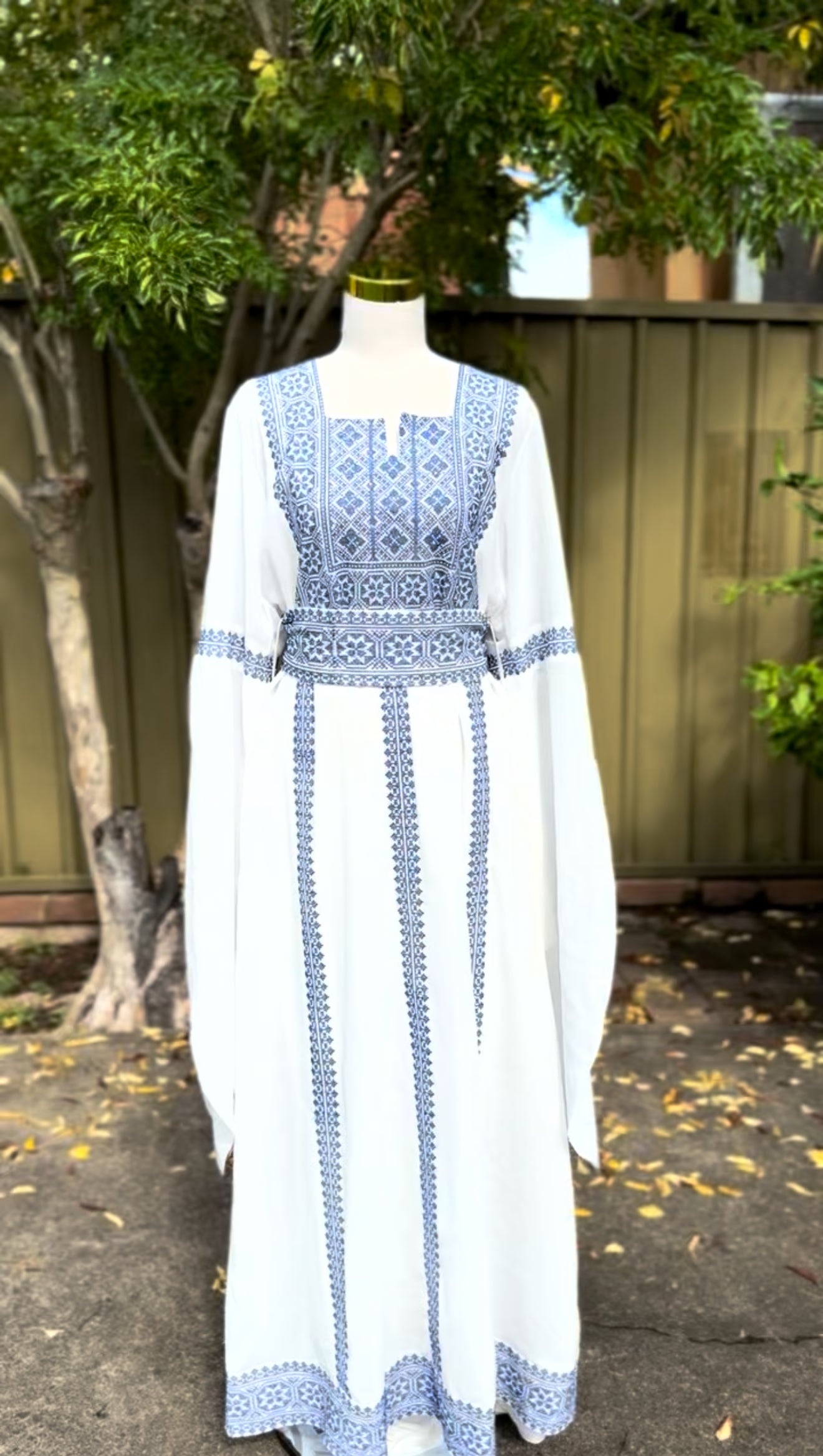 Blue Safad Thobe
