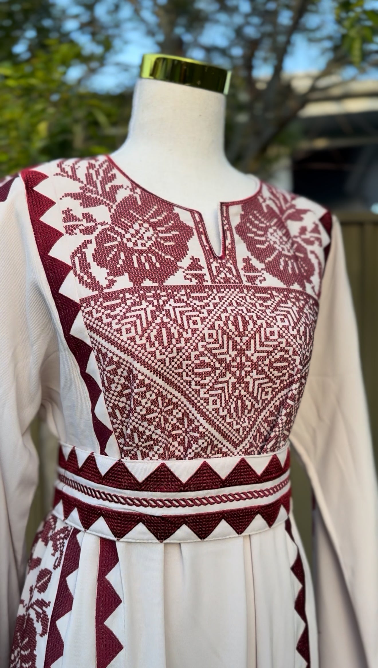 Beige Nazla Thobe